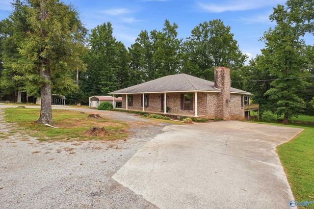 369 Elkwood Section Road, Hazel Green, AL 35750