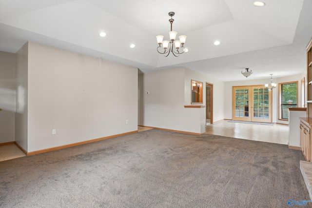 369 Elkwood Section Road, Hazel Green, AL 35750