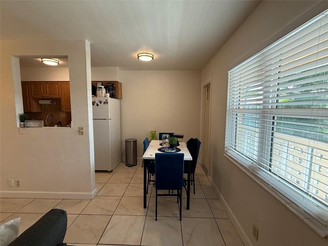 2607 NE 8th Ave 22, Wilton Manors, FL 33334