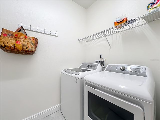 14048 LAKE ABBOTTS DRIVE, Winter Garden, FL 34787