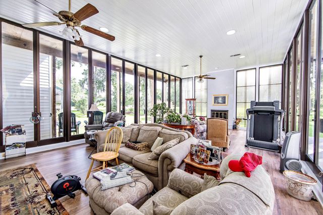 525 Supercharge Drive, Thibodaux, LA 70301