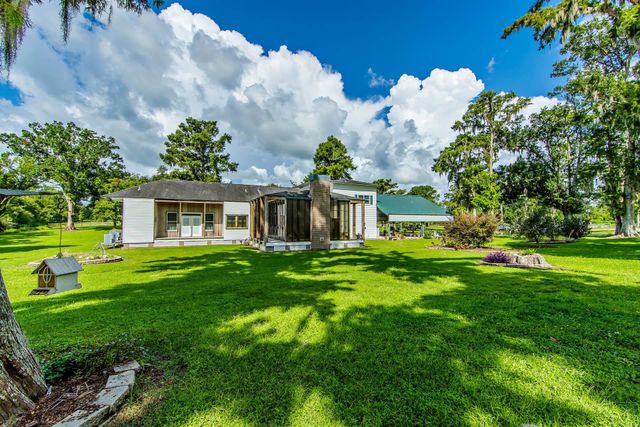 525 Supercharge Drive, Thibodaux, LA 70301