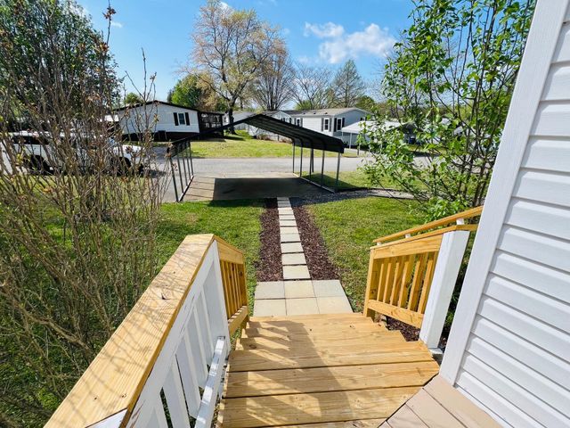 5897 Ed Ken Drive, Collegedale, TN 37363