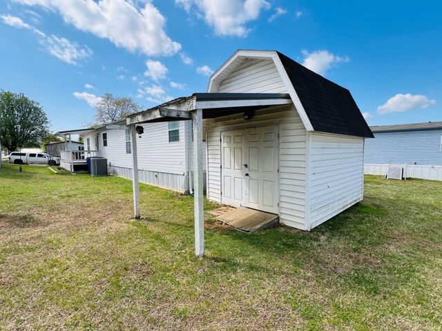 5897 Ed Ken Drive, Collegedale, TN 37363