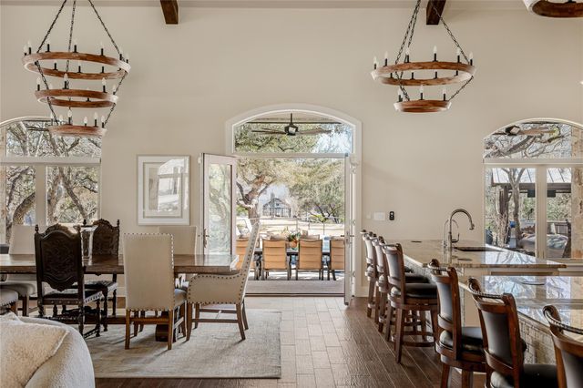 1450 Los Escondidos ST, Marble Falls, TX 78654