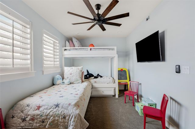 1450 Los Escondidos ST, Marble Falls, TX 78654