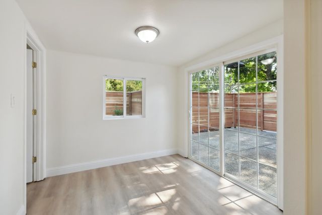 2335 Hooke Way, Sacramento, CA 95822