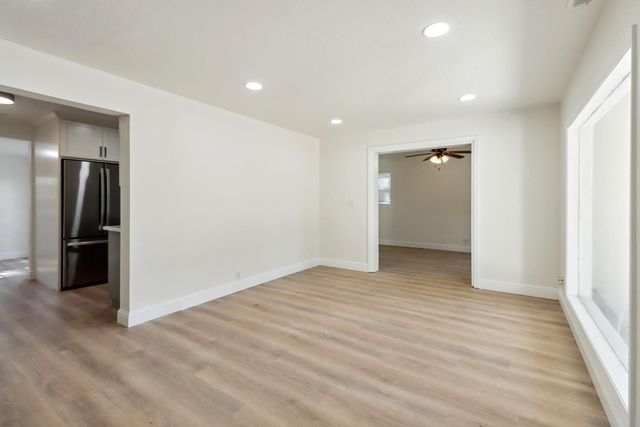 2335 Hooke Way, Sacramento, CA 95822