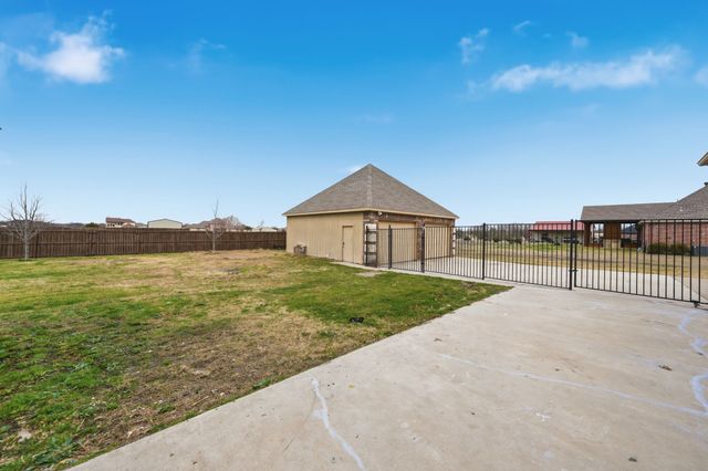 320 Westward Drive, Royse City, TX 75189
