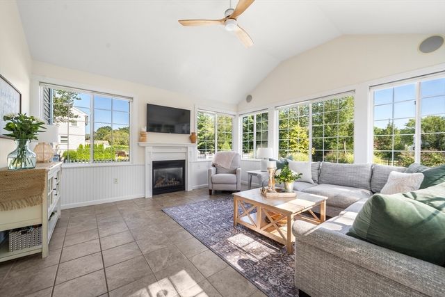 26 Crabtree Lane, Abington, MA 02339
