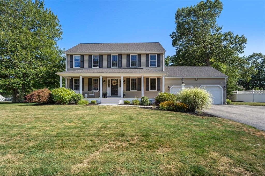26 Crabtree Lane, Abington, MA 02339