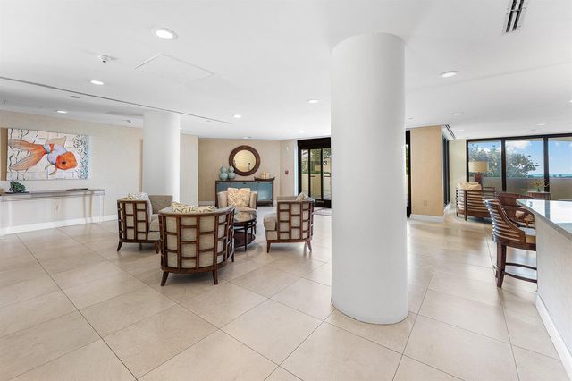 5070 N Ocean Drive 3b, Singer Island, FL 33404