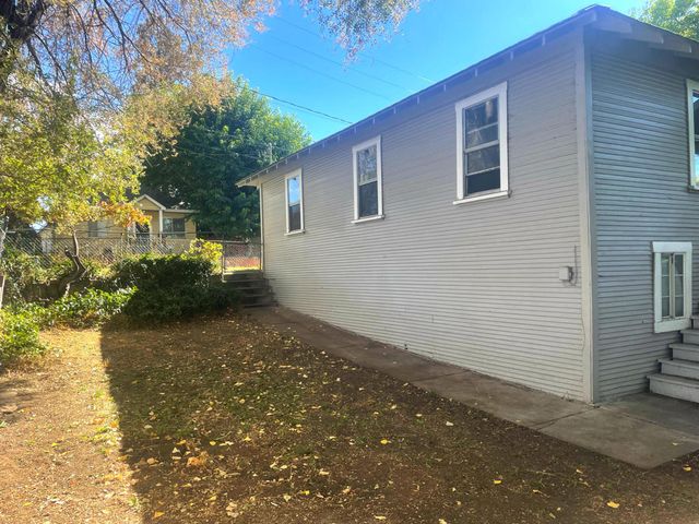 40 Foss Street, Susanville, CA 96130