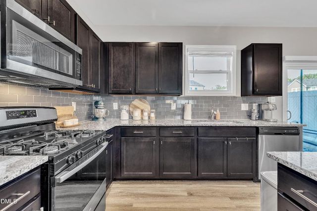 743 Hadstock Path, Zebulon, NC 27597