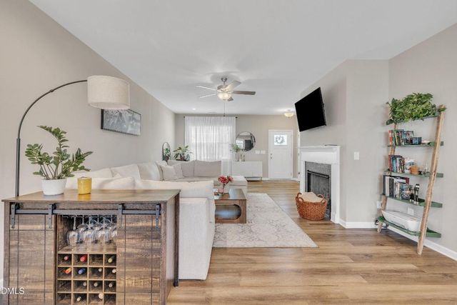 743 Hadstock Path, Zebulon, NC 27597