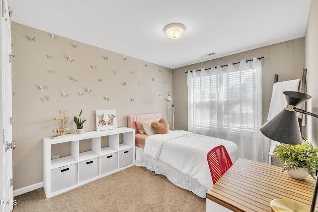 743 Hadstock Path, Zebulon, NC 27597