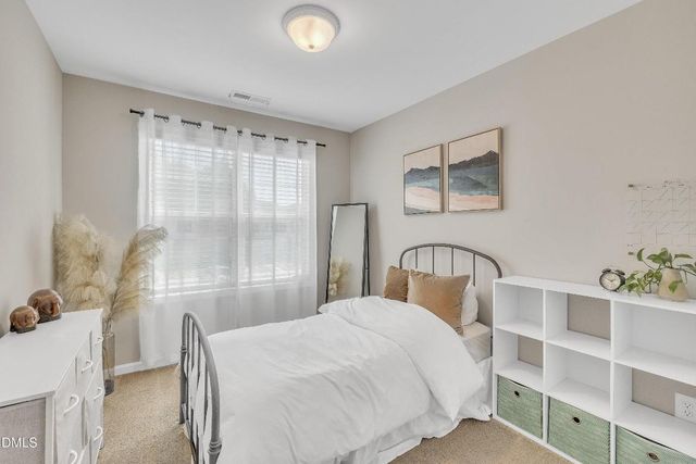 743 Hadstock Path, Zebulon, NC 27597