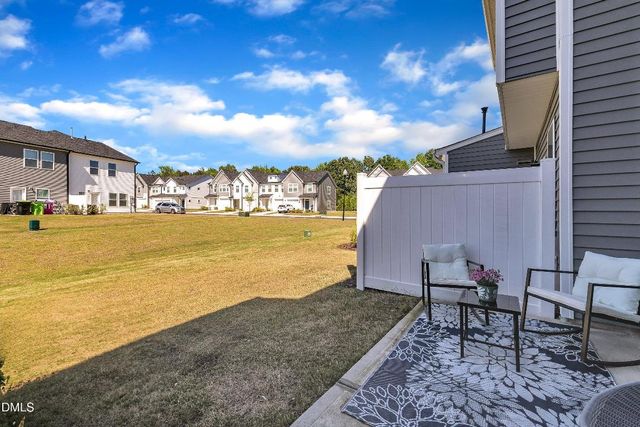 743 Hadstock Path, Zebulon, NC 27597