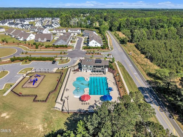 743 Hadstock Path, Zebulon, NC 27597