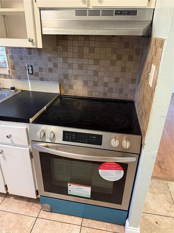 4445 CASSIUS, Orlando, FL 32811