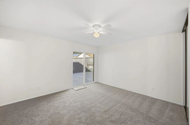 242 Manzanita Dr, Oceanside, CA 92057