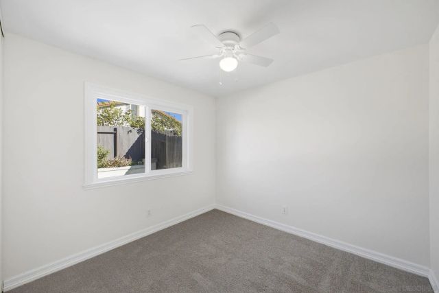 242 Manzanita Dr, Oceanside, CA 92057