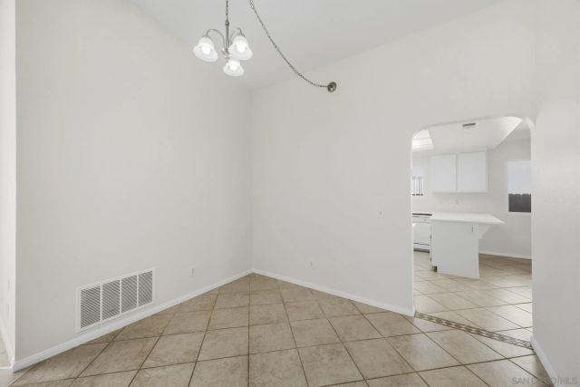 242 Manzanita Dr, Oceanside, CA 92057