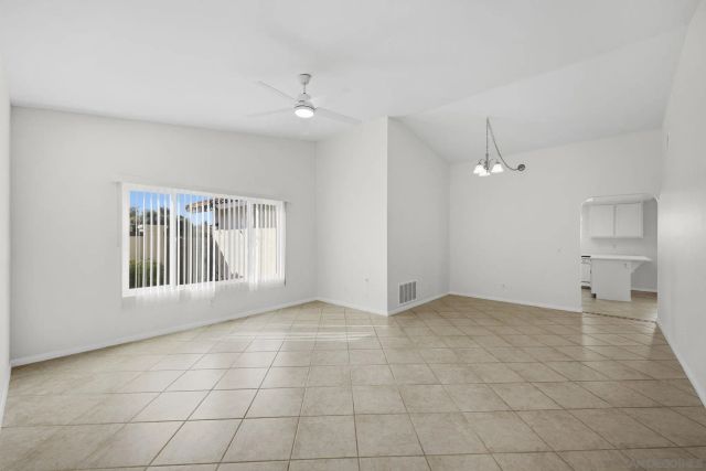 242 Manzanita Dr, Oceanside, CA 92057