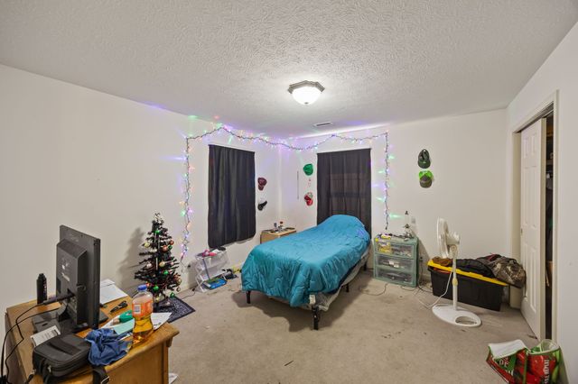 1105 Walton Ln, Cookeville, TN 38501