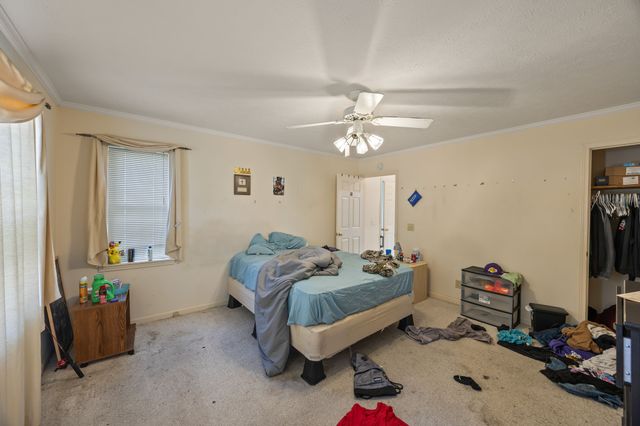 1105 Walton Ln, Cookeville, TN 38501