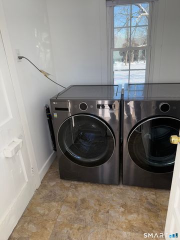 41 South Street, Plymouth, CT 06782