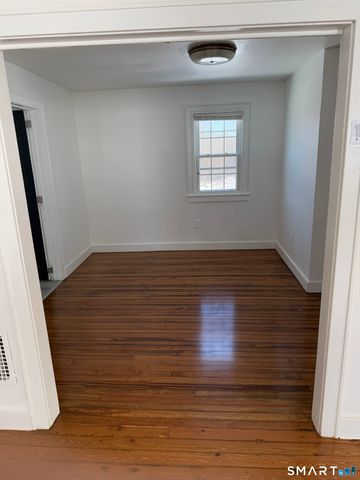 41 South Street, Plymouth, CT 06782