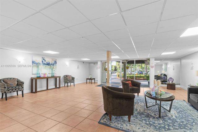 14250 SW 62nd St 402, Miami, FL 33183