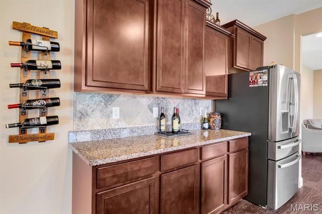 221 Oakhurst Circle, O'fallon, MO 63367