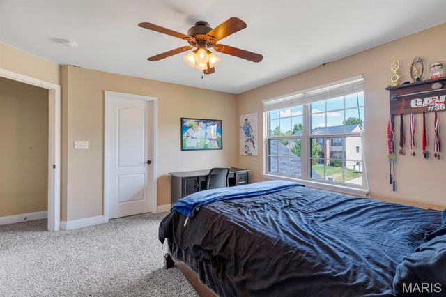 221 Oakhurst Circle, O'fallon, MO 63367