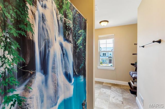 221 Oakhurst Circle, O'fallon, MO 63367