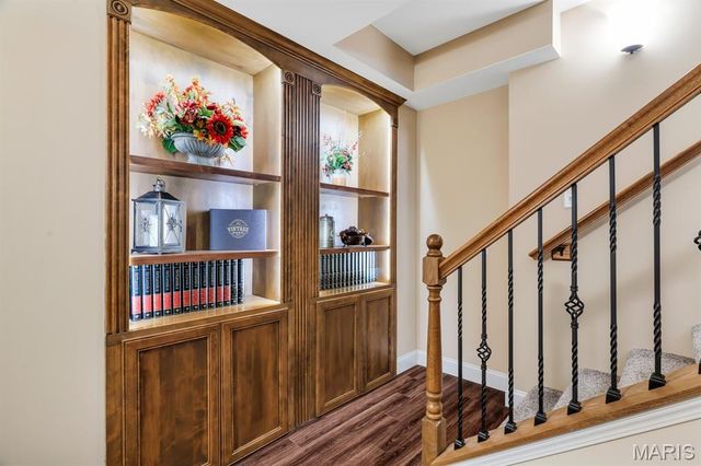 221 Oakhurst Circle, O'fallon, MO 63367