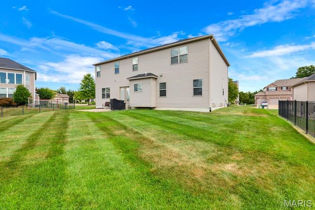 221 Oakhurst Circle, O'fallon, MO 63367