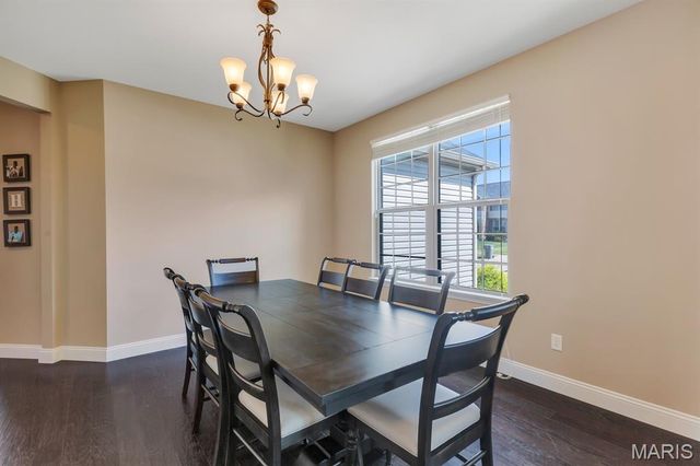 221 Oakhurst Circle, O'fallon, MO 63367