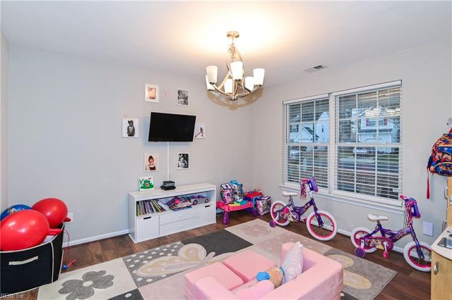 5018 Huntclub CHSE, Suffolk, VA 23435