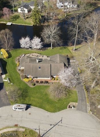 11 Dells Dr, Denville Twp., NJ 07834