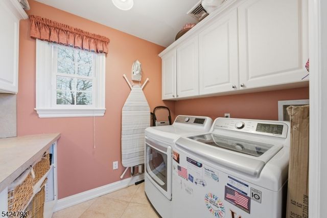 11 Dells Dr, Denville Twp., NJ 07834