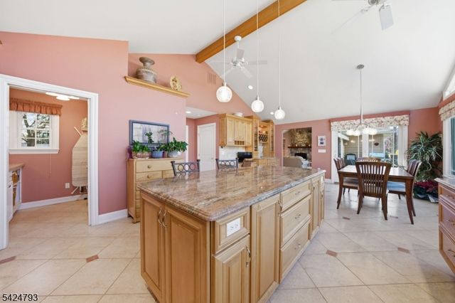 11 Dells Dr, Denville Twp., NJ 07834