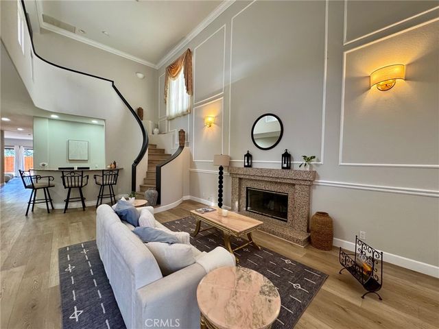 21215 Escondido Street, Woodland Hills, CA 91364