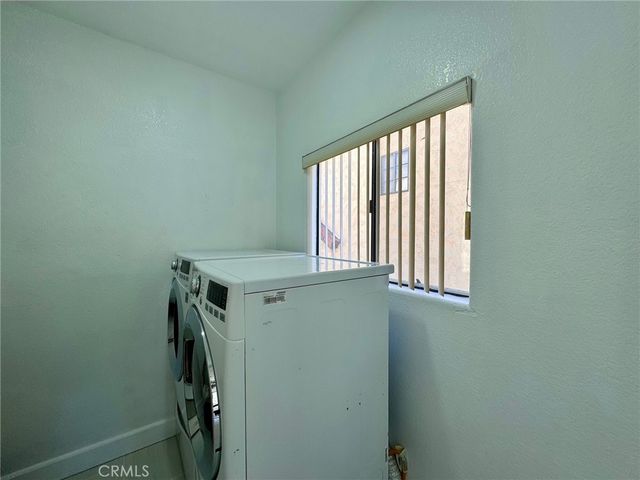 21215 Escondido Street, Woodland Hills, CA 91364