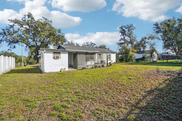 13929 2ND STREET, Dade City, FL 33525