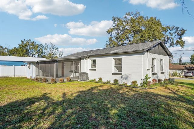 13929 2ND STREET, Dade City, FL 33525