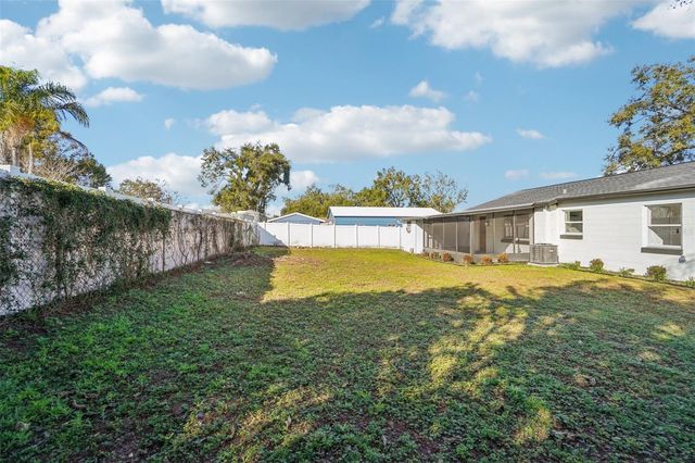 13929 2ND STREET, Dade City, FL 33525