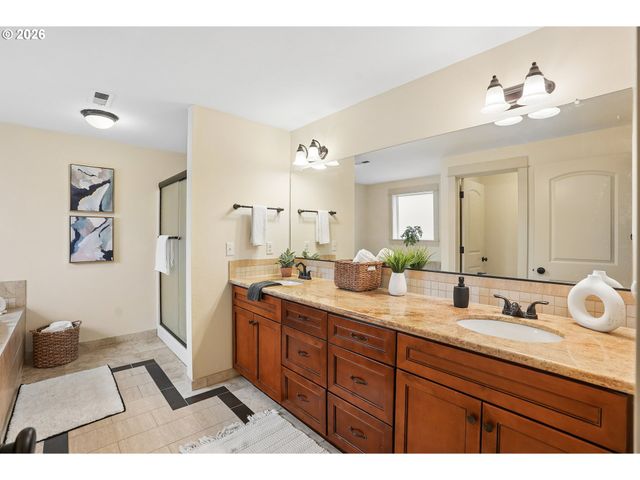 4515 Se GLADSTONE St, Portland, OR 97206