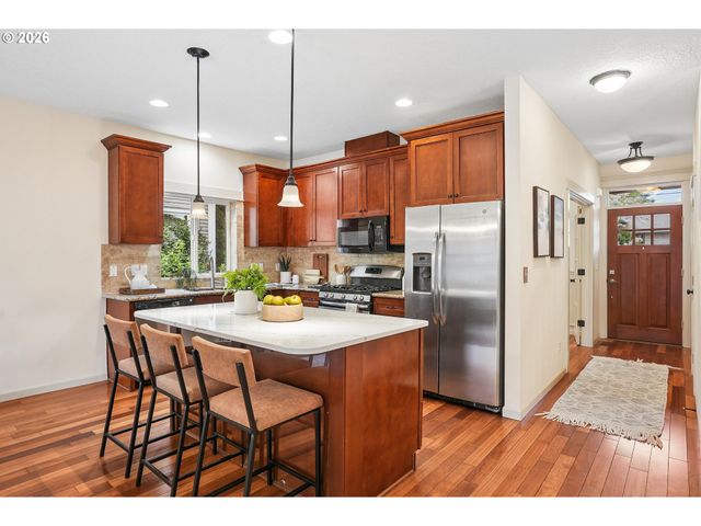 4515 Se GLADSTONE St, Portland, OR 97206